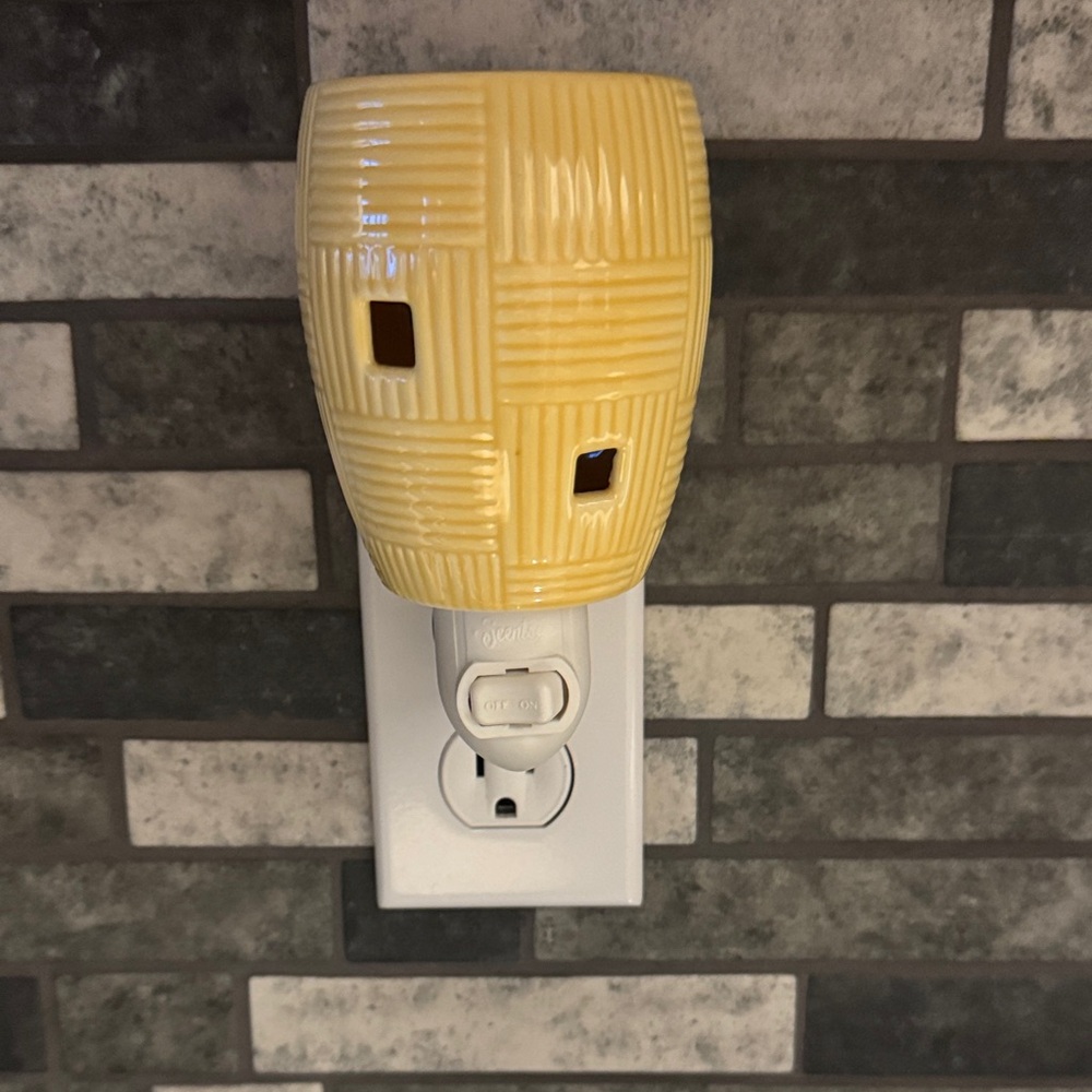 Scentsy Yellow Candle Holder